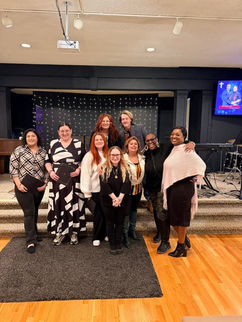 Certificates presented at the Romans 116 Church certification ceremony (17)