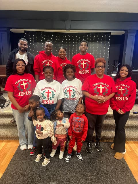 The Romans 116 Church family together in Lynnwood, Washington (16)