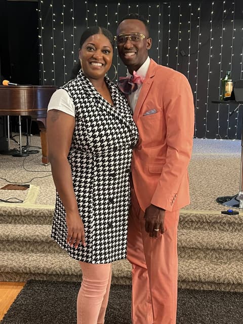 Pastor Dwayne Brown and Lady TaShara Brown of Romans 116 Church (7)